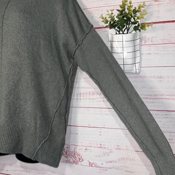 Ruby Moon Sage Sweater | Women’s Medium - Picture 2 of 3